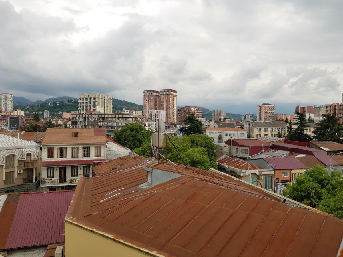 Mikepalace Batumi Esterno foto