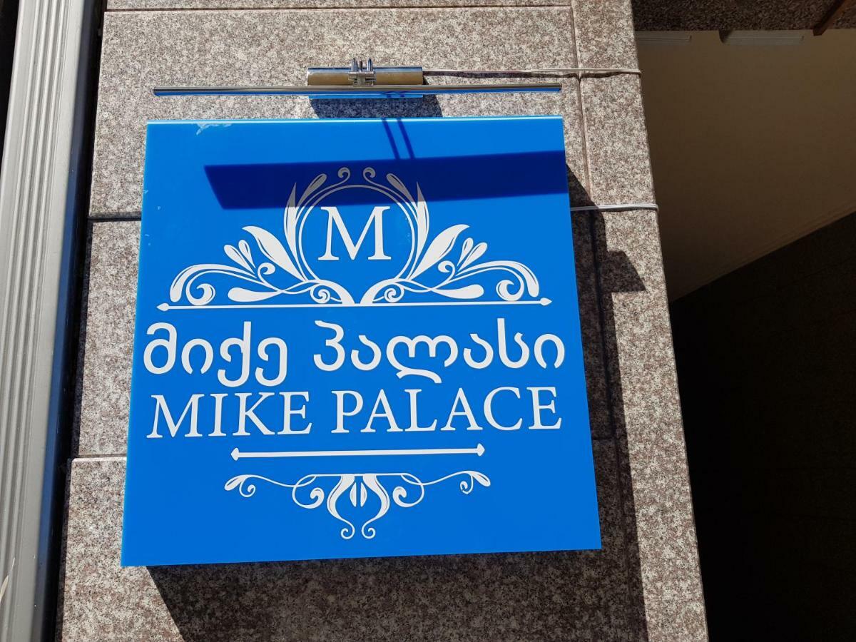 Mikepalace Batumi Esterno foto